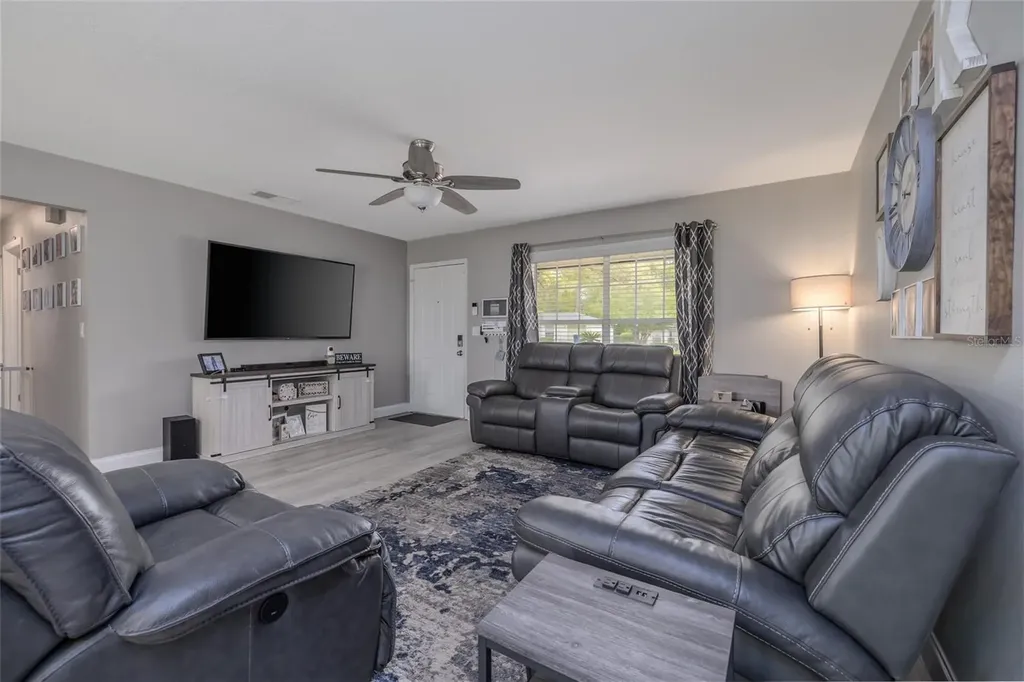 340 Park Avenue Orange City FL 32763