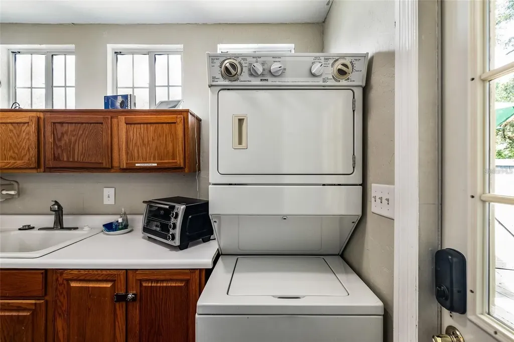 1203 NW 12th Avenue Gainesville FL 32601