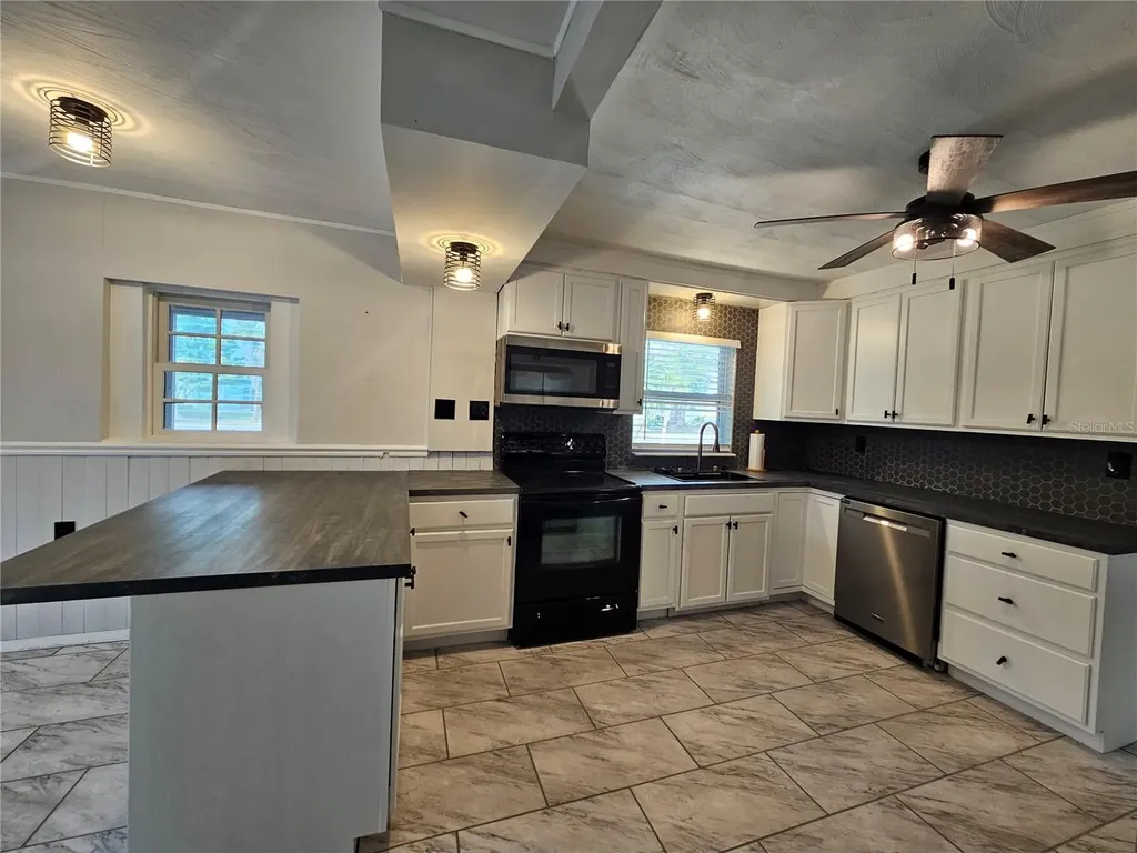 75 Virginia Court Englewood FL 34223