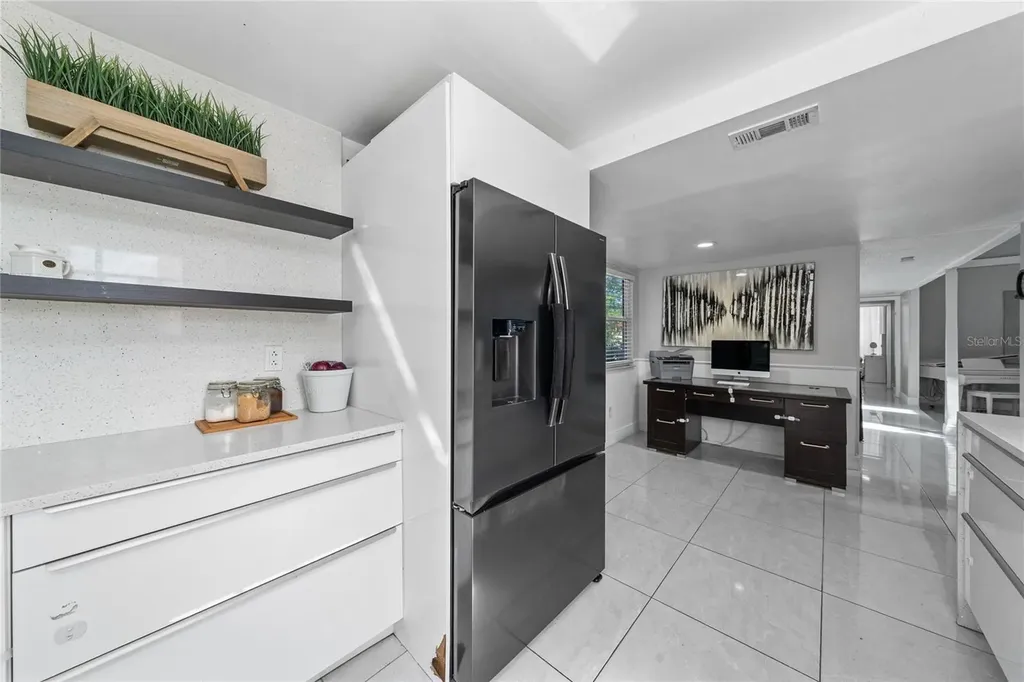 211 S Shadow Bay Drive Orlando FL 32825