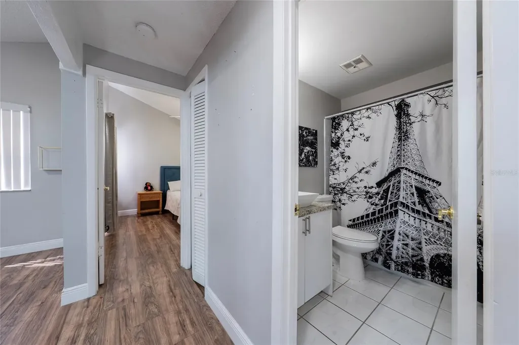 211 S Shadow Bay Drive Orlando FL 32825
