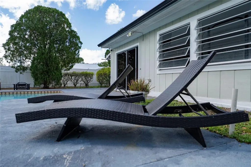 211 S Shadow Bay Drive Orlando FL 32825