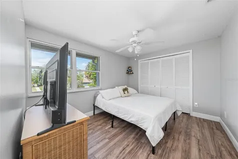 211 S Shadow Bay Drive Orlando FL 32825
