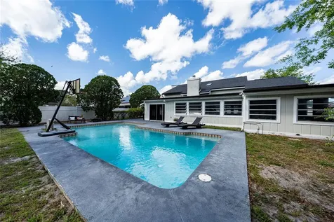 211 S Shadow Bay Drive Orlando FL 32825