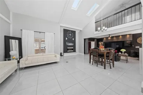 211 S Shadow Bay Drive Orlando FL 32825