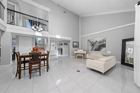211 S Shadow Bay Drive Orlando FL 32825