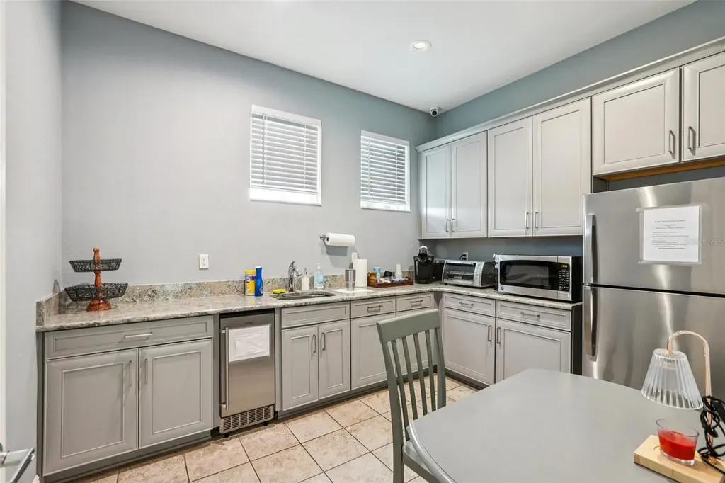 10740 Pleasant Knoll Drive Tampa FL 33647