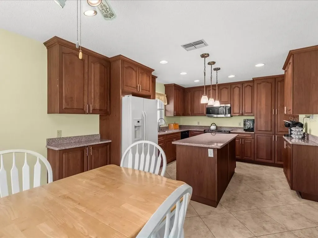 322 Falling Waters Lane Englewood FL 34223