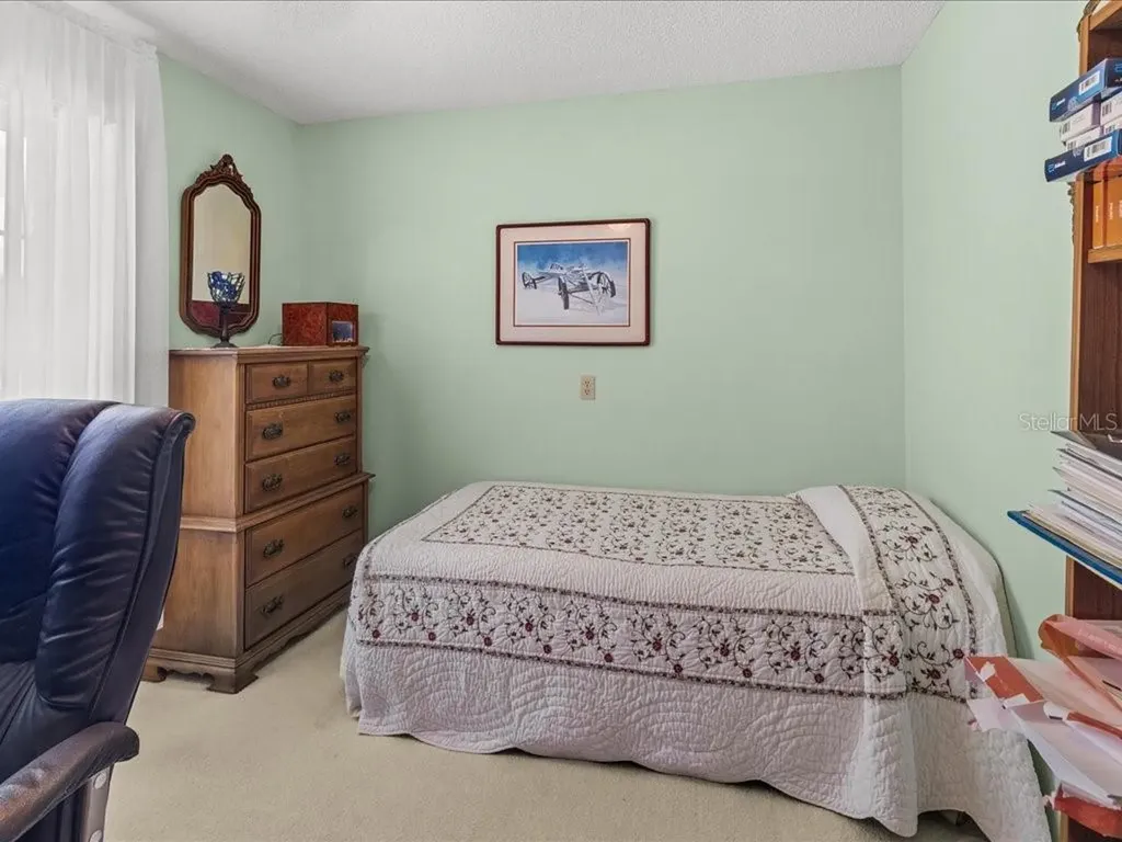 322 Falling Waters Lane Englewood FL 34223