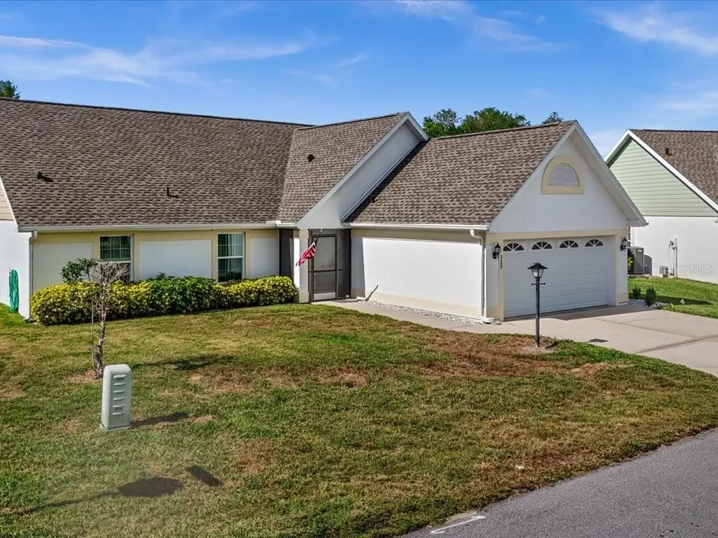 322 Falling Waters Lane Englewood FL 34223
