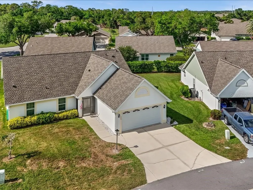 322 Falling Waters Lane Englewood FL 34223