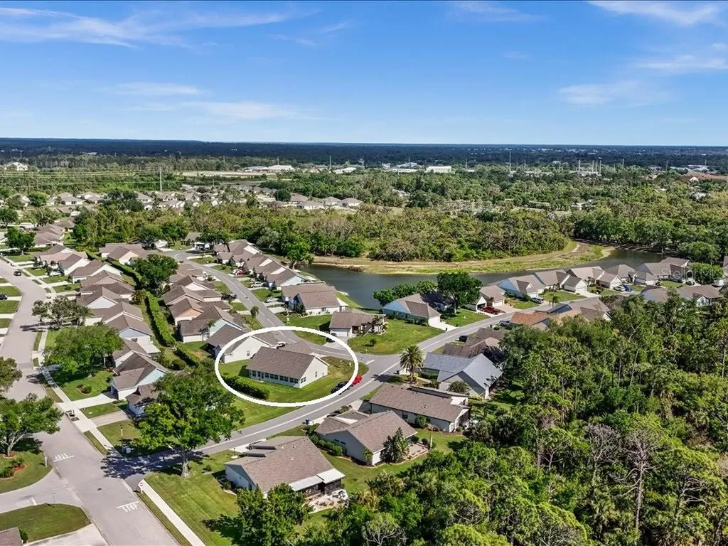 322 Falling Waters Lane Englewood FL 34223