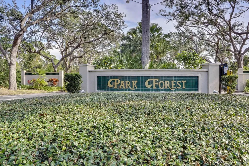 322 Falling Waters Lane Englewood FL 34223