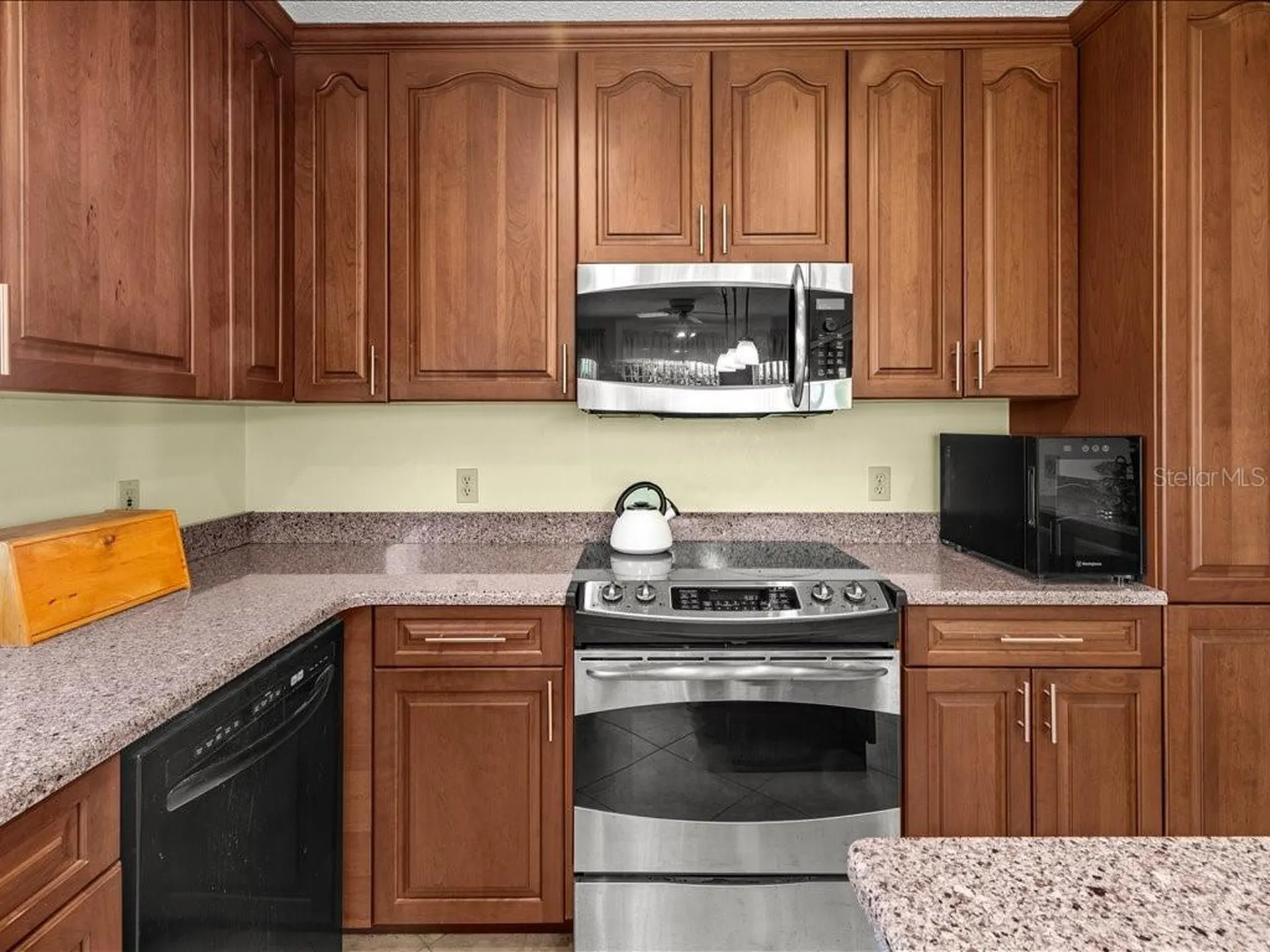 322 Falling Waters Lane Englewood FL 34223