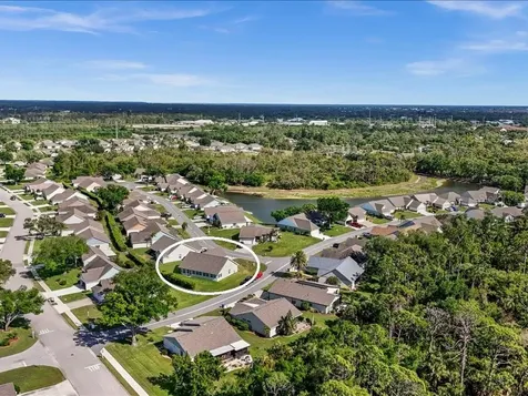 322 Falling Waters Lane Englewood FL 34223