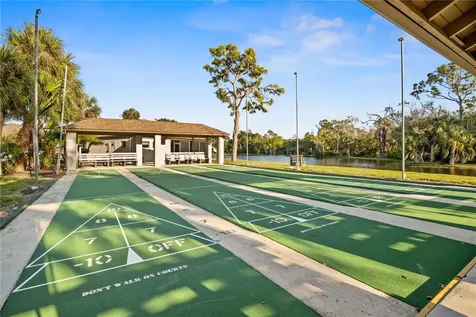 322 Falling Waters Lane Englewood FL 34223