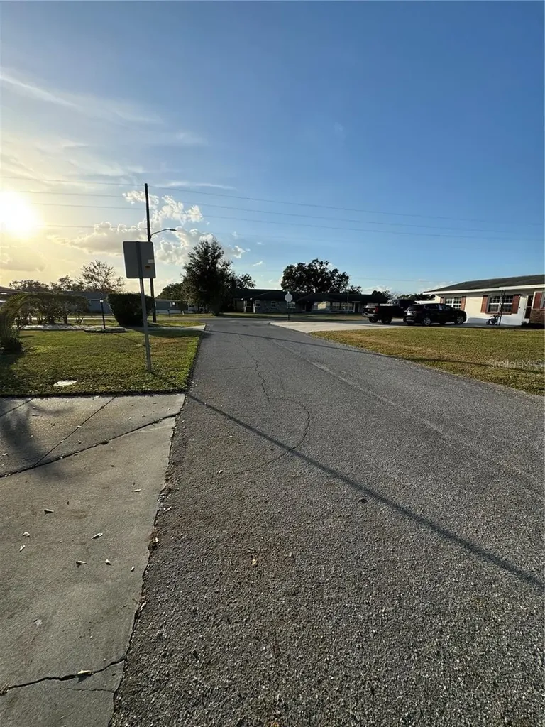 39093 Citadel Circle Zephyrhills FL 33542