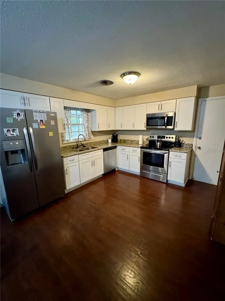39093 Citadel Circle Zephyrhills FL 33542