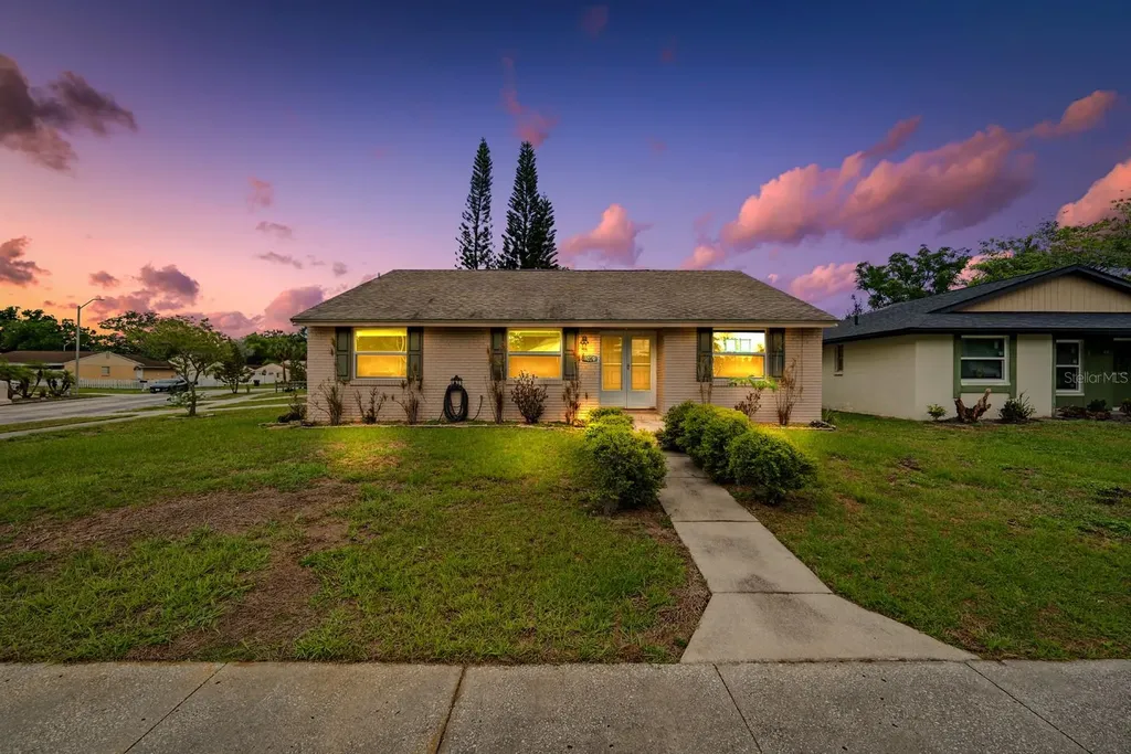 3029 Cedaridge Drive Tampa FL 33618