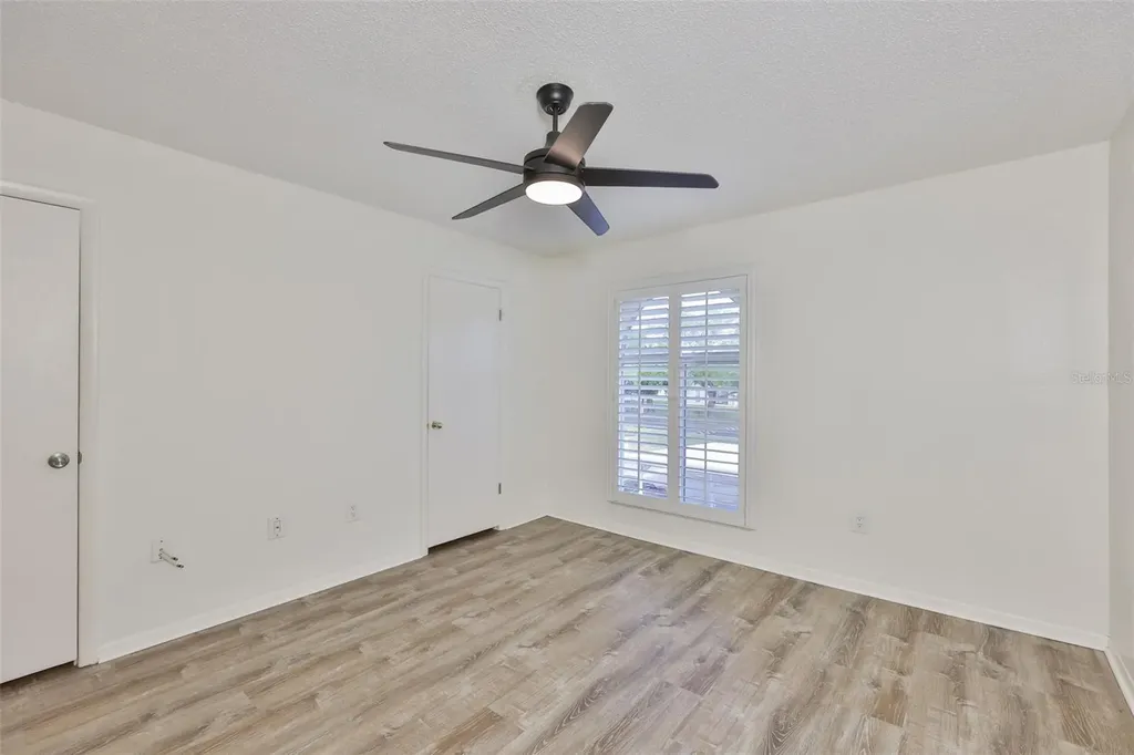 284 115th Avenue N St Petersburg FL 33716