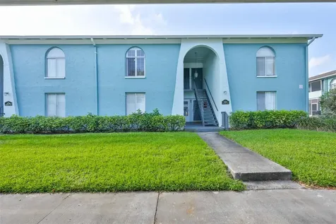 284 115th Avenue N St Petersburg FL 33716