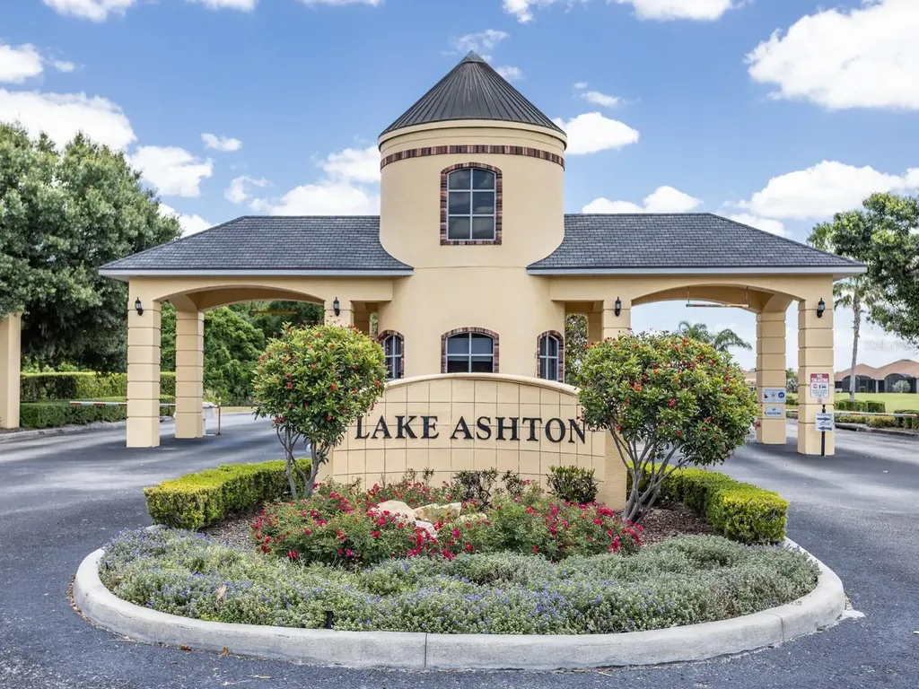 5268 Pebble Beach Boulevard Winter Haven FL 33884