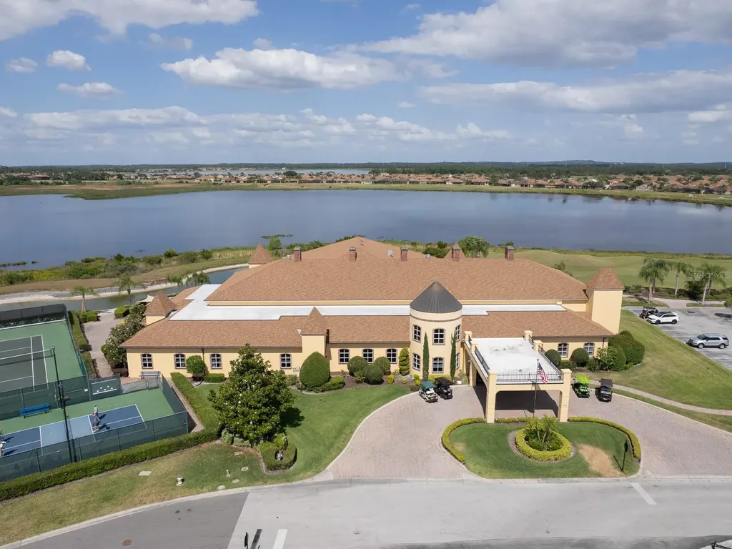 5268 Pebble Beach Boulevard Winter Haven FL 33884