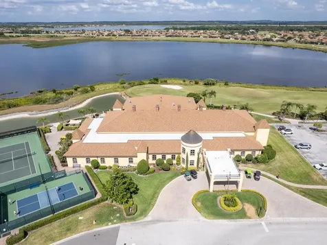 5268 Pebble Beach Boulevard Winter Haven FL 33884