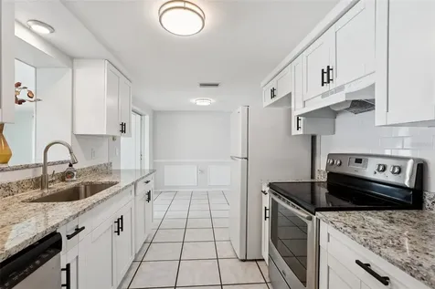 5203 Overton Drive New Port Richey FL 34652