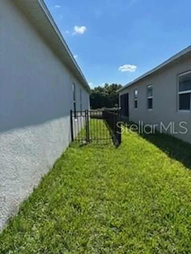 4304 Desert Rose Avenue Kissimmee FL 34746