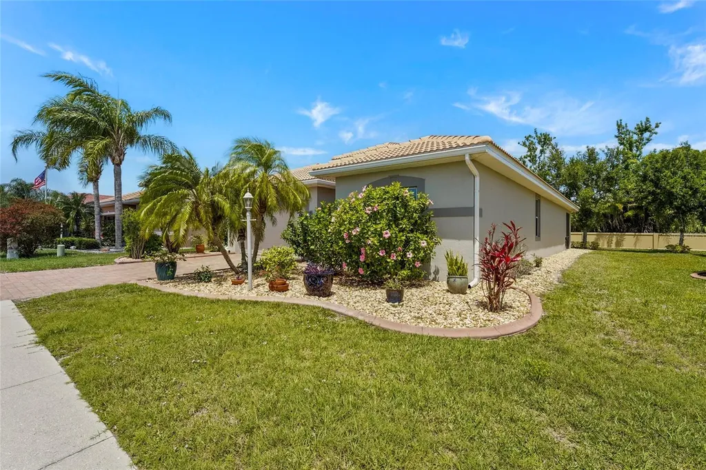 6240 Falcon Lair Drive North Port FL 34287
