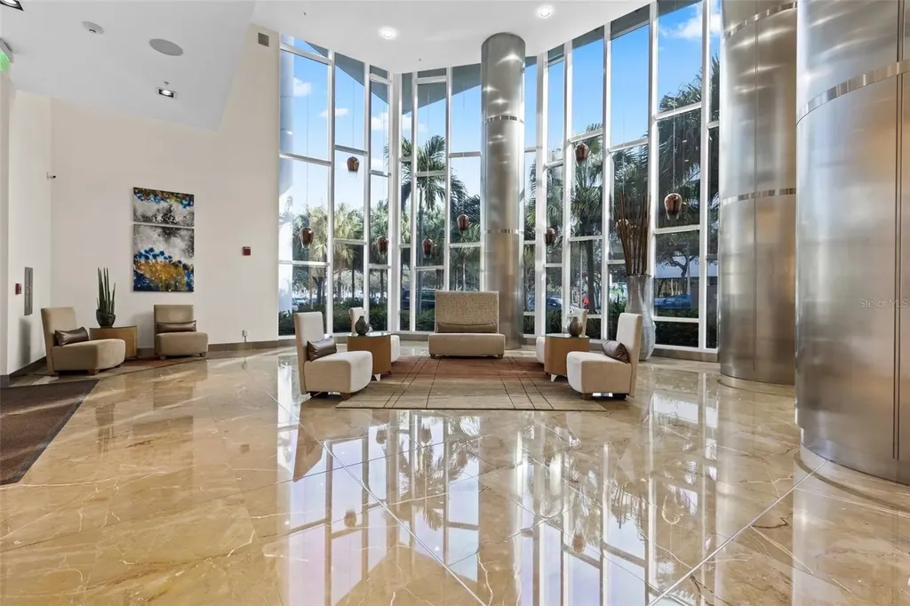 175 1st Street S St Petersburg FL 33701