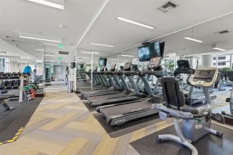 175 1st Street S St Petersburg FL 33701