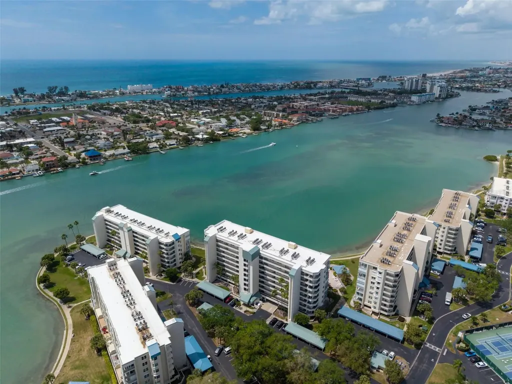 7932 Sailboat Key Boulevard S South Pasadena FL 33707