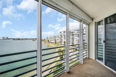 7932 Sailboat Key Boulevard S South Pasadena FL 33707