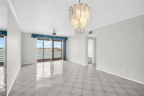 7932 Sailboat Key Boulevard S South Pasadena FL 33707