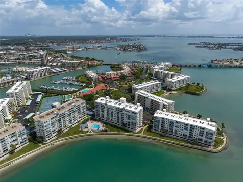 7932 Sailboat Key Boulevard S South Pasadena FL 33707