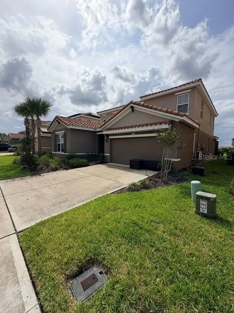7604 Oakmoss Loop Davenport FL 33837