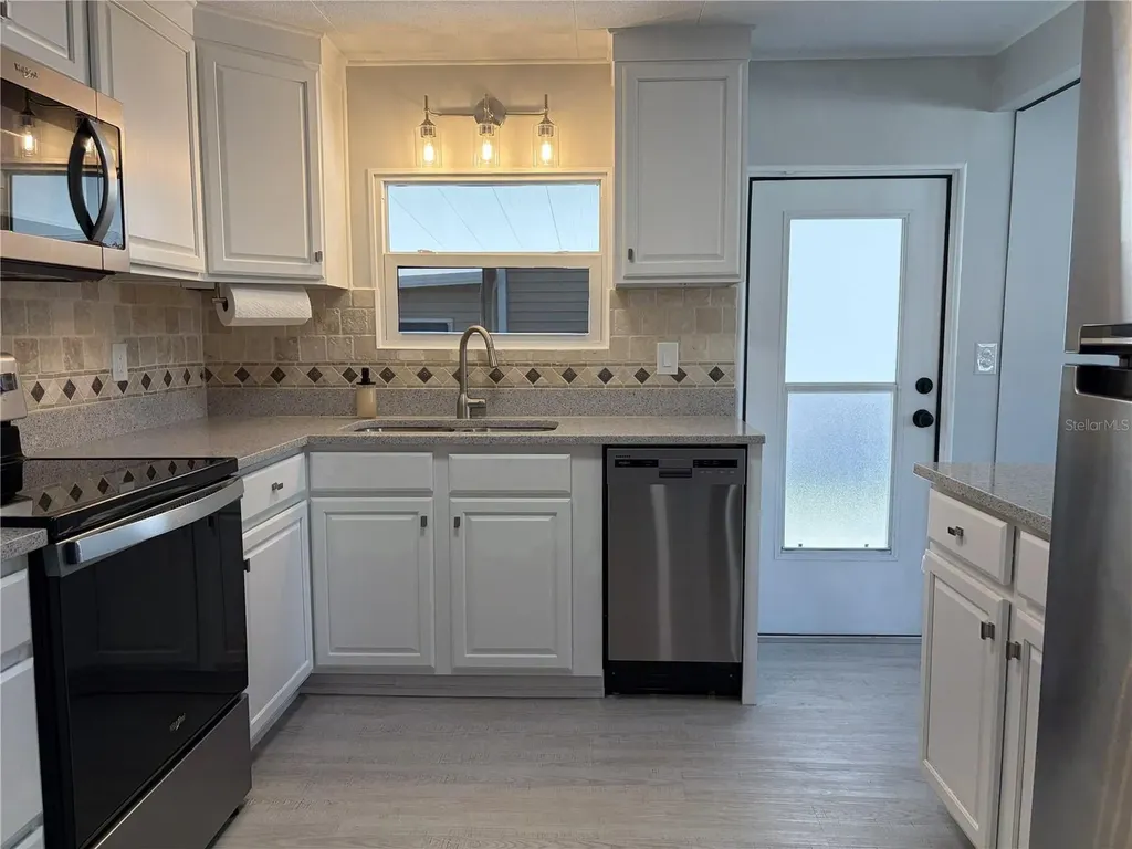 5308 Tri Par Drive Sarasota FL 34234