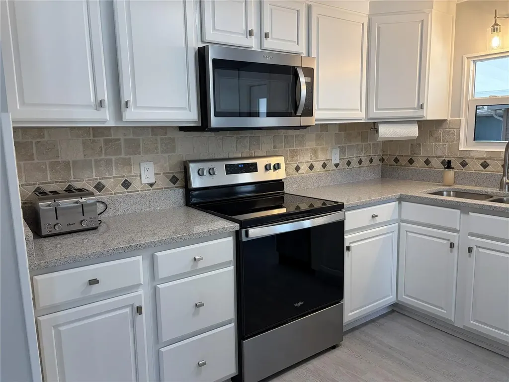 5308 Tri Par Drive Sarasota FL 34234