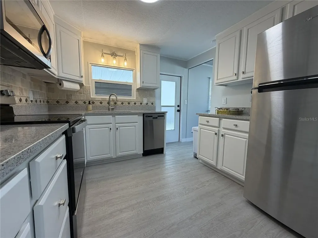 5308 Tri Par Drive Sarasota FL 34234