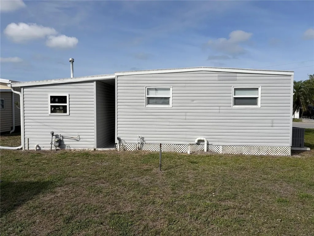 5308 Tri Par Drive Sarasota FL 34234