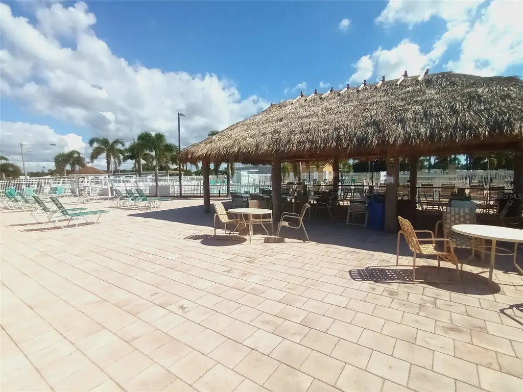 5308 Tri Par Drive Sarasota FL 34234