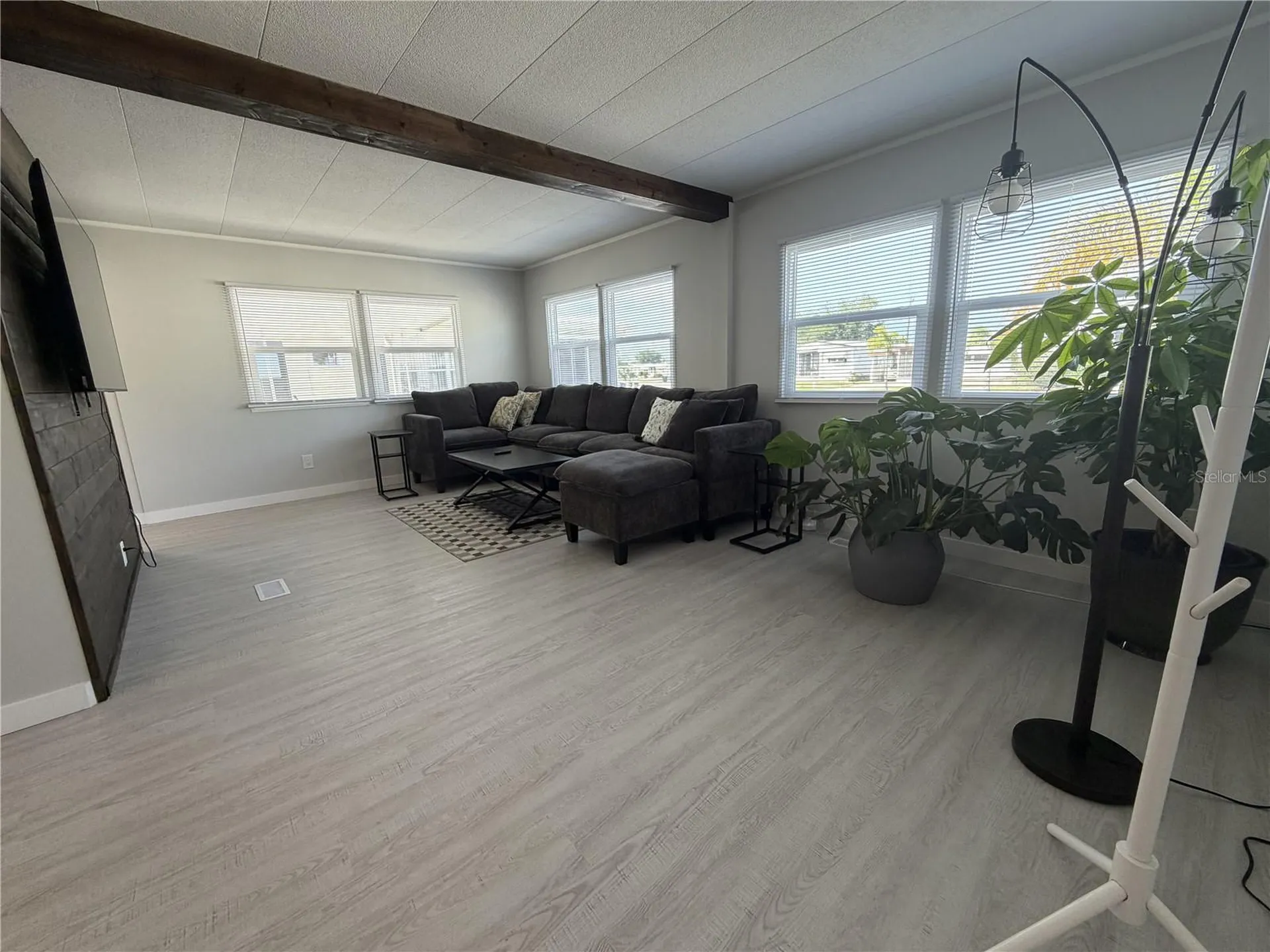 5308 Tri Par Drive Sarasota FL 34234
