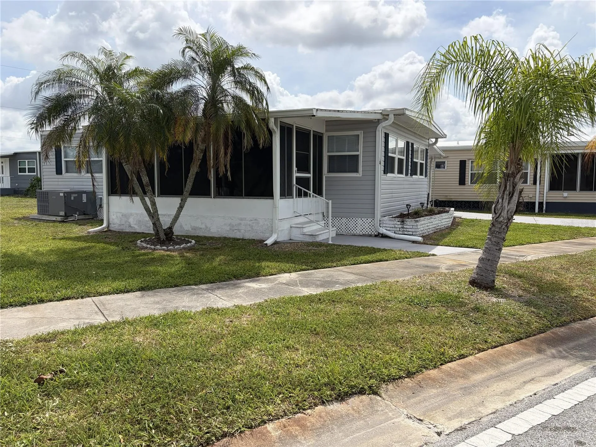 5308 Tri Par Drive Sarasota FL 34234