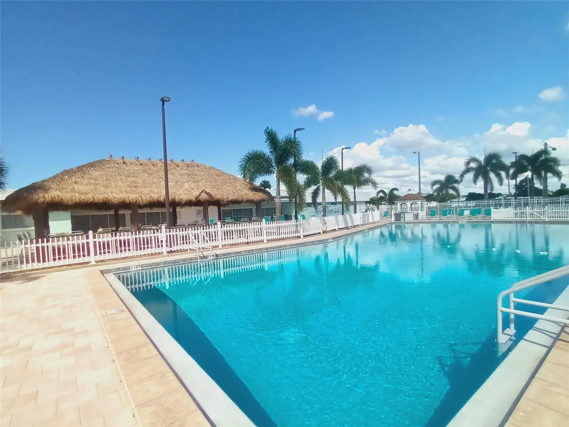 5308 Tri Par Drive Sarasota FL 34234