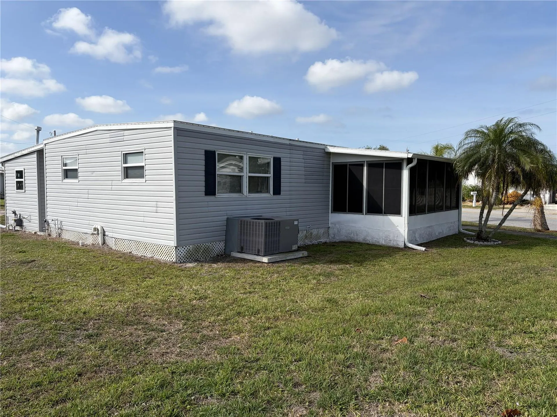 5308 Tri Par Drive Sarasota FL 34234