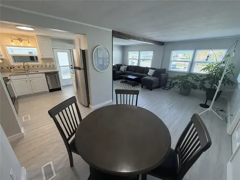 5308 Tri Par Drive Sarasota FL 34234