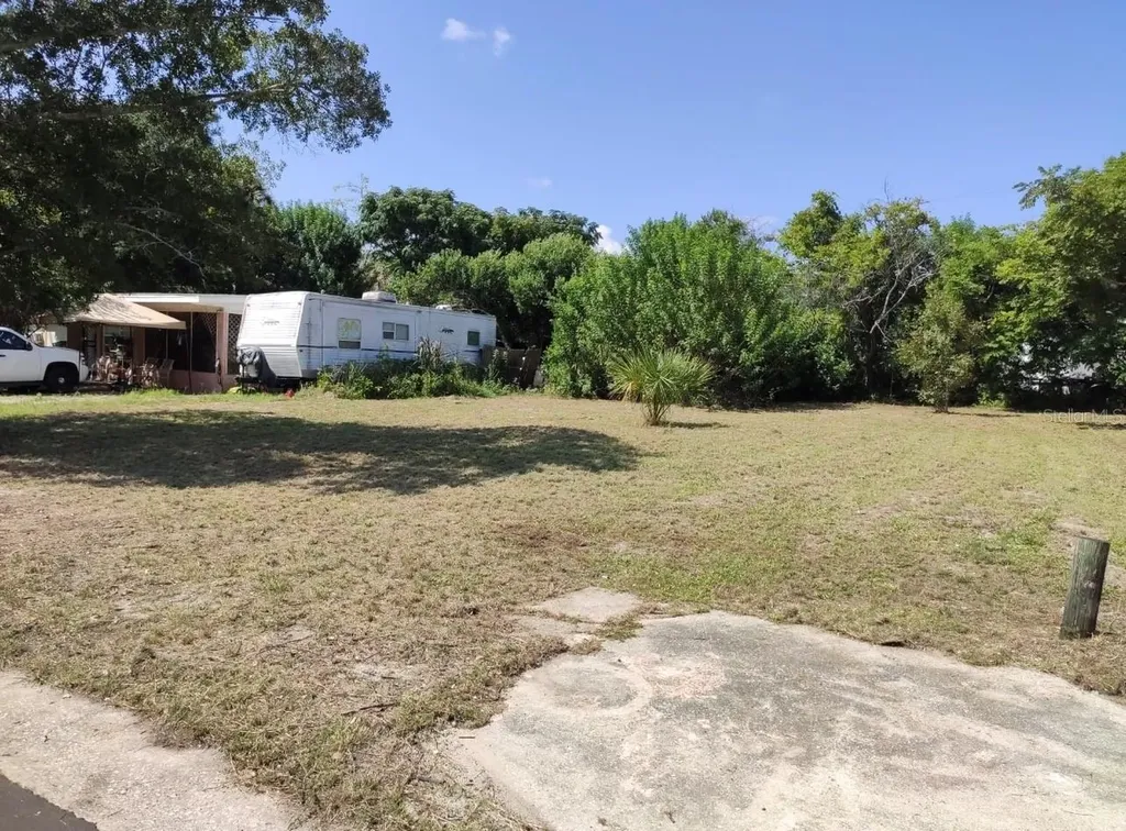 1403 Donna Cocoa FL 32922