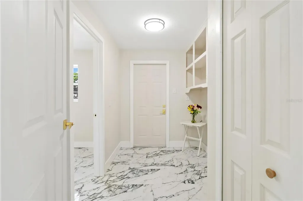 8335 Galewood Circle Tampa FL 33615